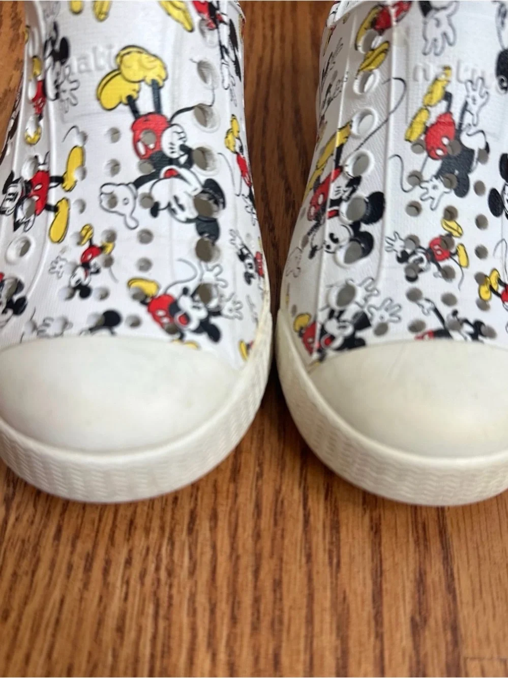 Native Jefferson Disney Slip-On Shoes Size C9 Mickey Mouse